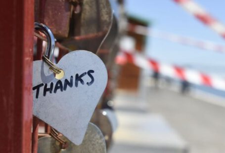 Gratitude - Silver-colored Heart Lock Bridge